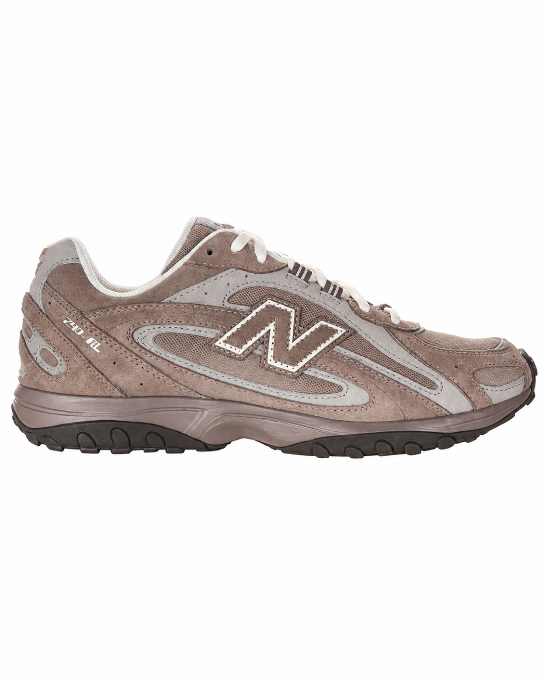 Baskets Merci Paris New Balance 204L couleur champignon en daim avec design rétro et détails de running