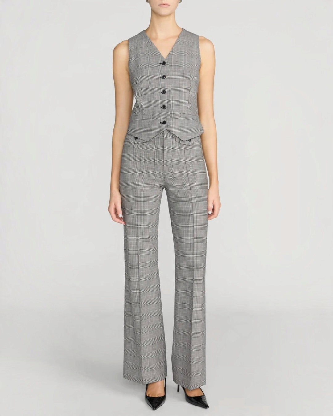 Ensemble Merci Paris Frame composé d'un gilet et d'un pantalon bootcut taille haute à motif plaid noir et gris