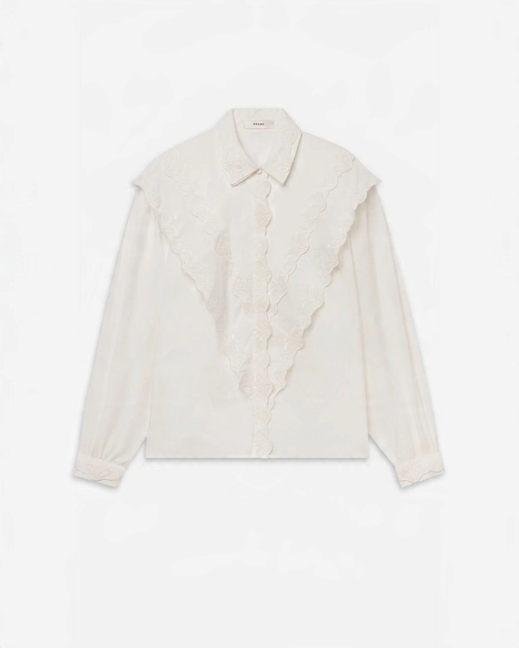 Chemise blanche en voile de coton Merci Paris Frame avec broderies festonnées et manches froncées style équestre