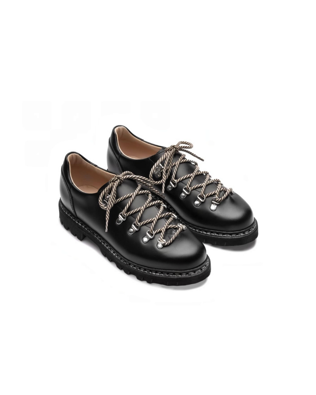 Derbies Merci Paris Paraboot Clusaz en cuir lisse noir avec lacets de randonnée et semelle crantée en gomme