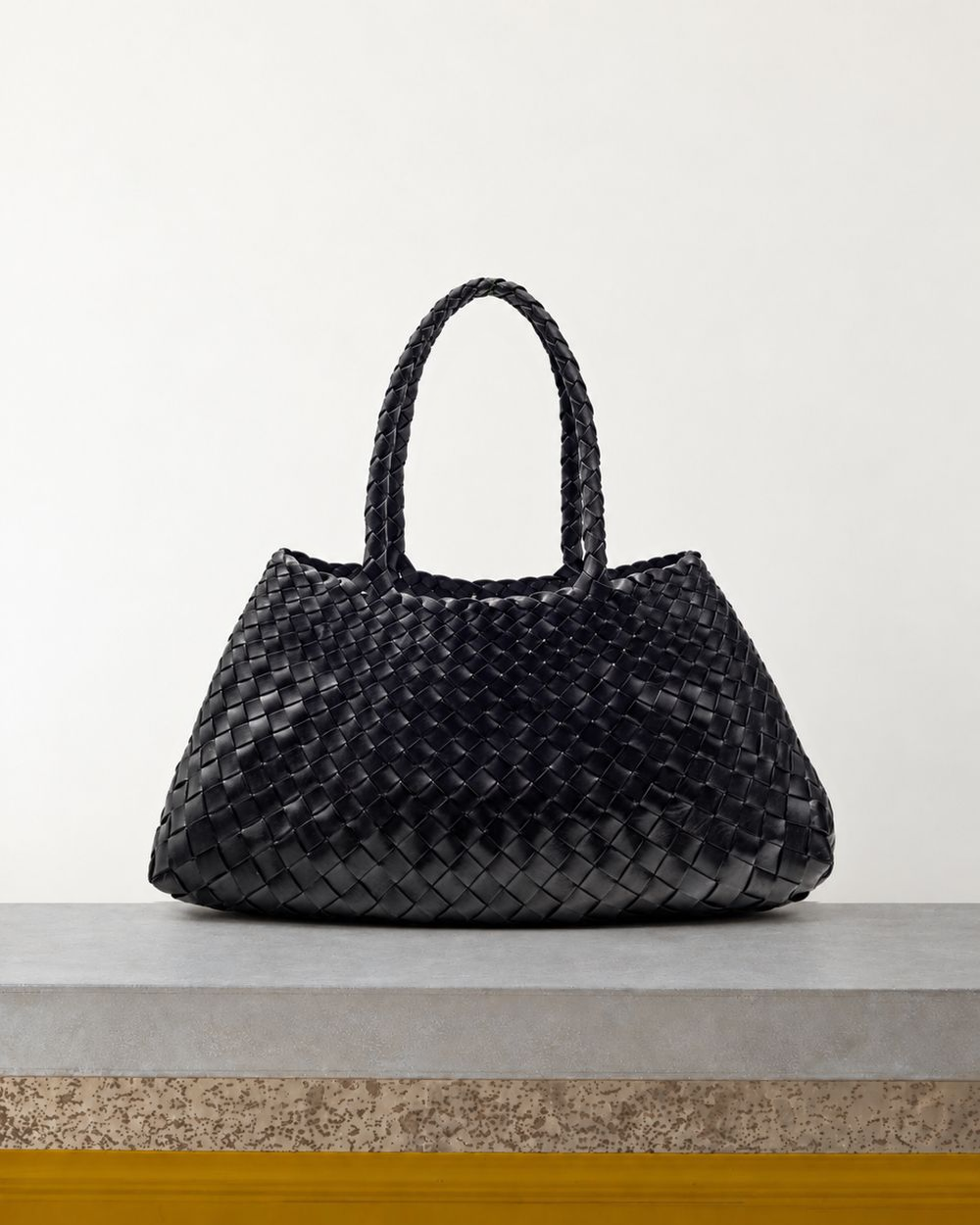 Dragon Diffusion - Sac Santa Croce Big - Noir – Vue sur banc