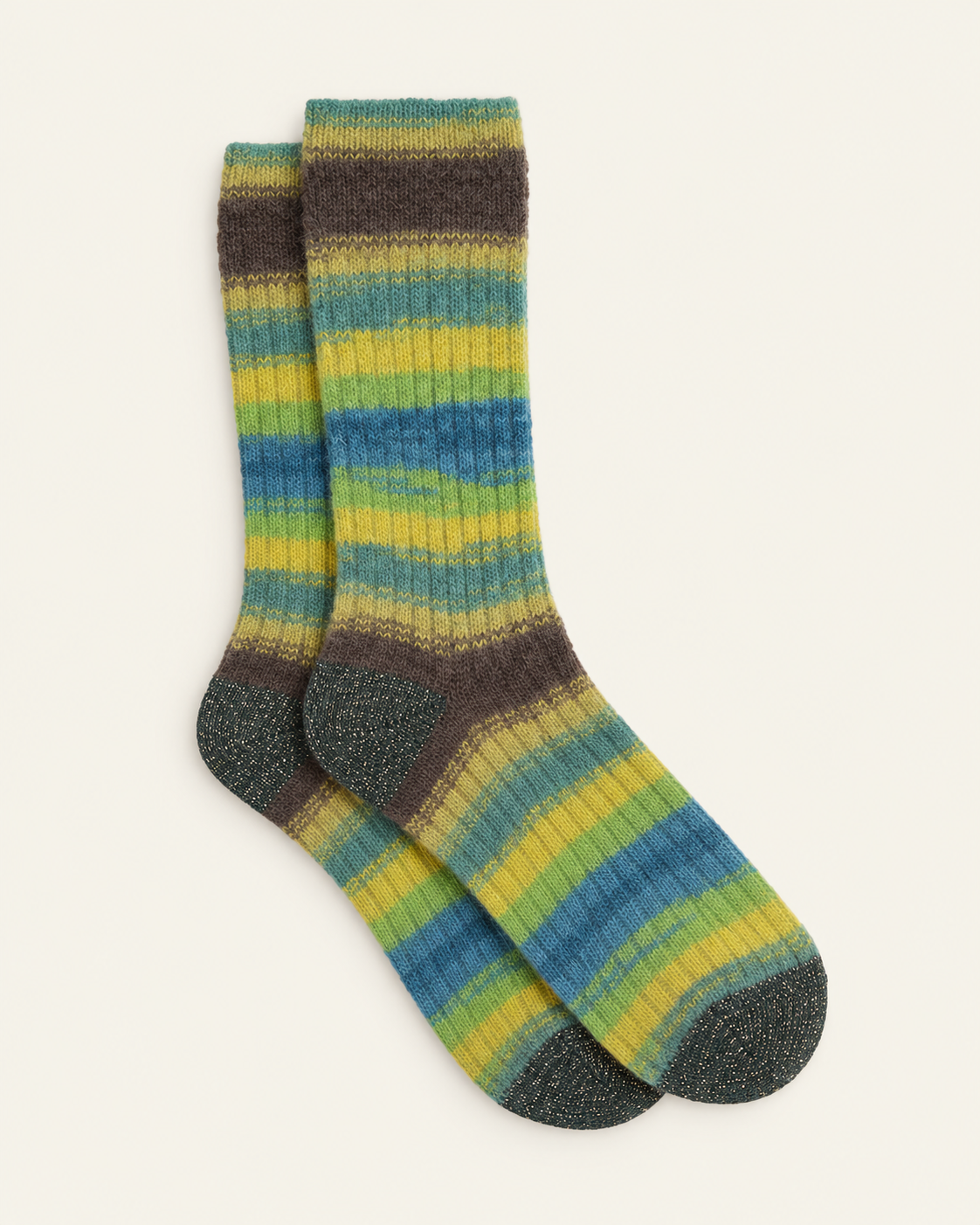 Ant45 - Chaussettes Ranua - Vert — paire en packshot sur fond écru