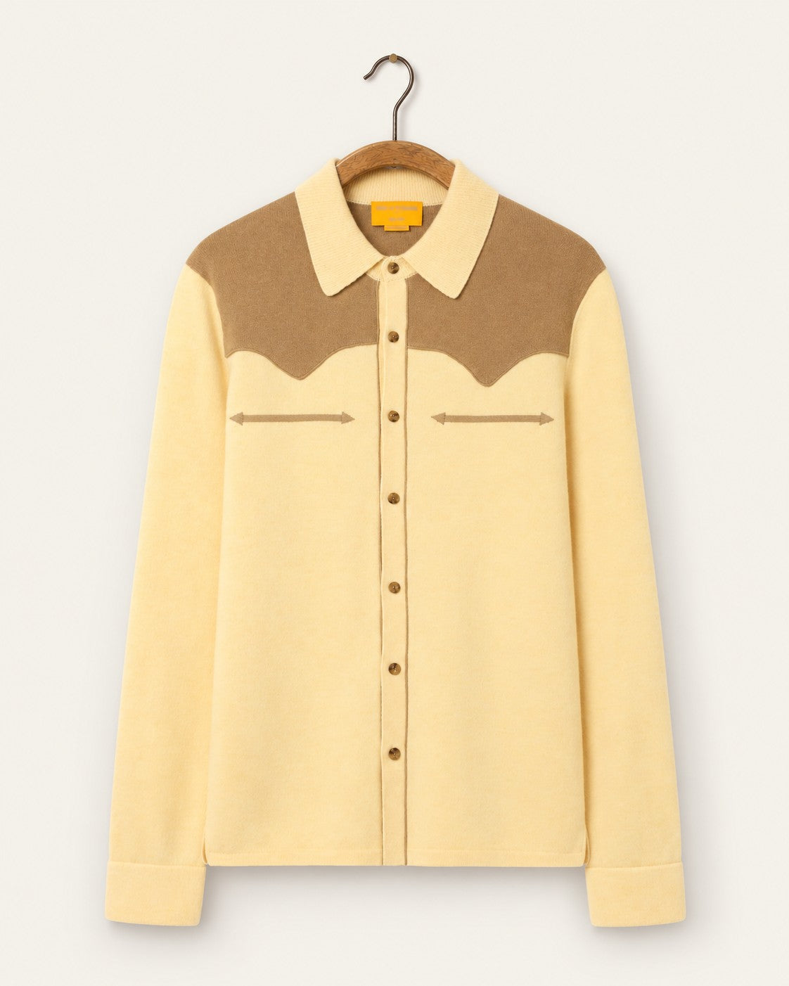 Guest In Residence - Chemise Western Boutonnée - Beurre Camel — sur cintre
