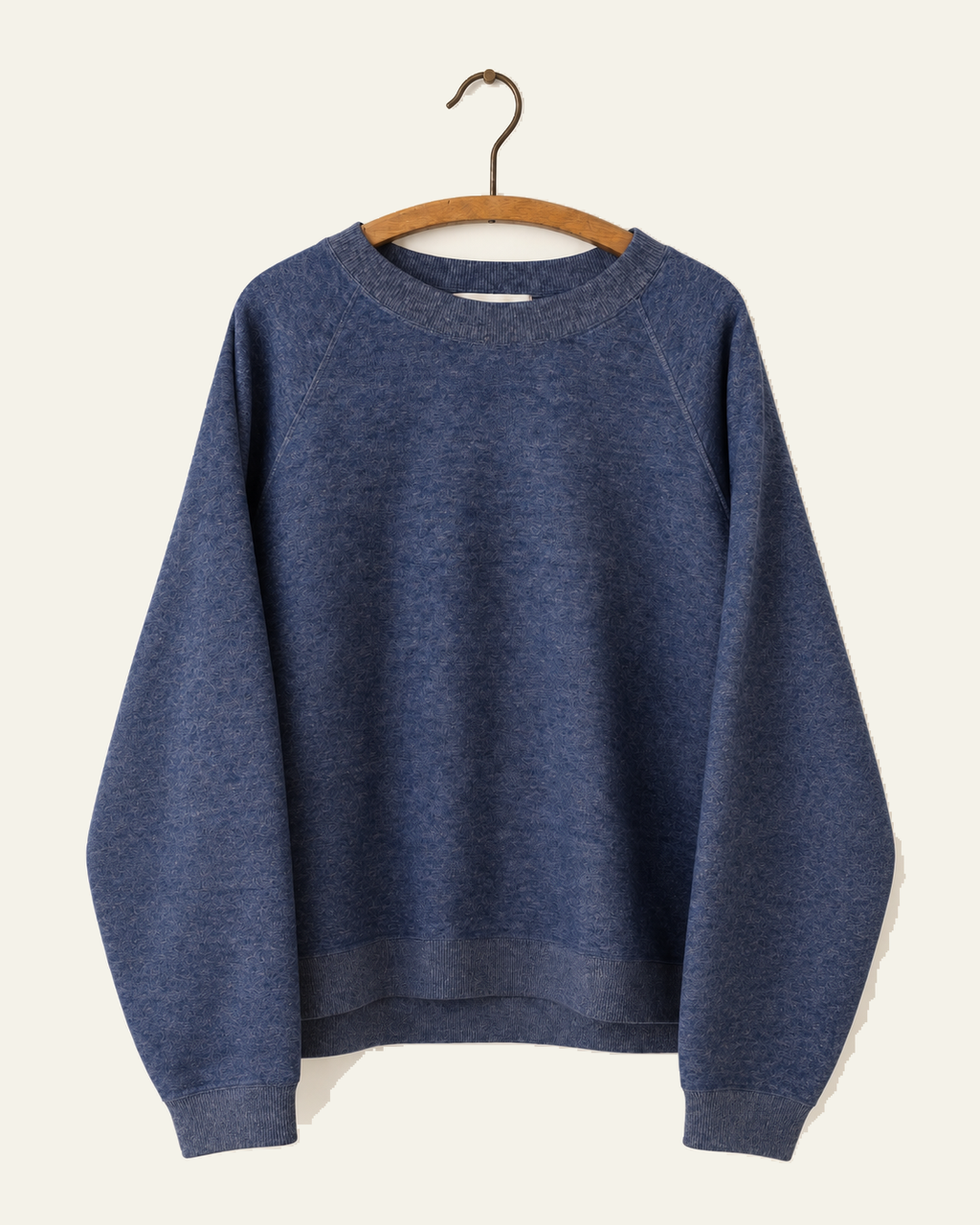 Sarahwear - Sweat Cecil - Bleu Bruyère, vue de face sur cintre