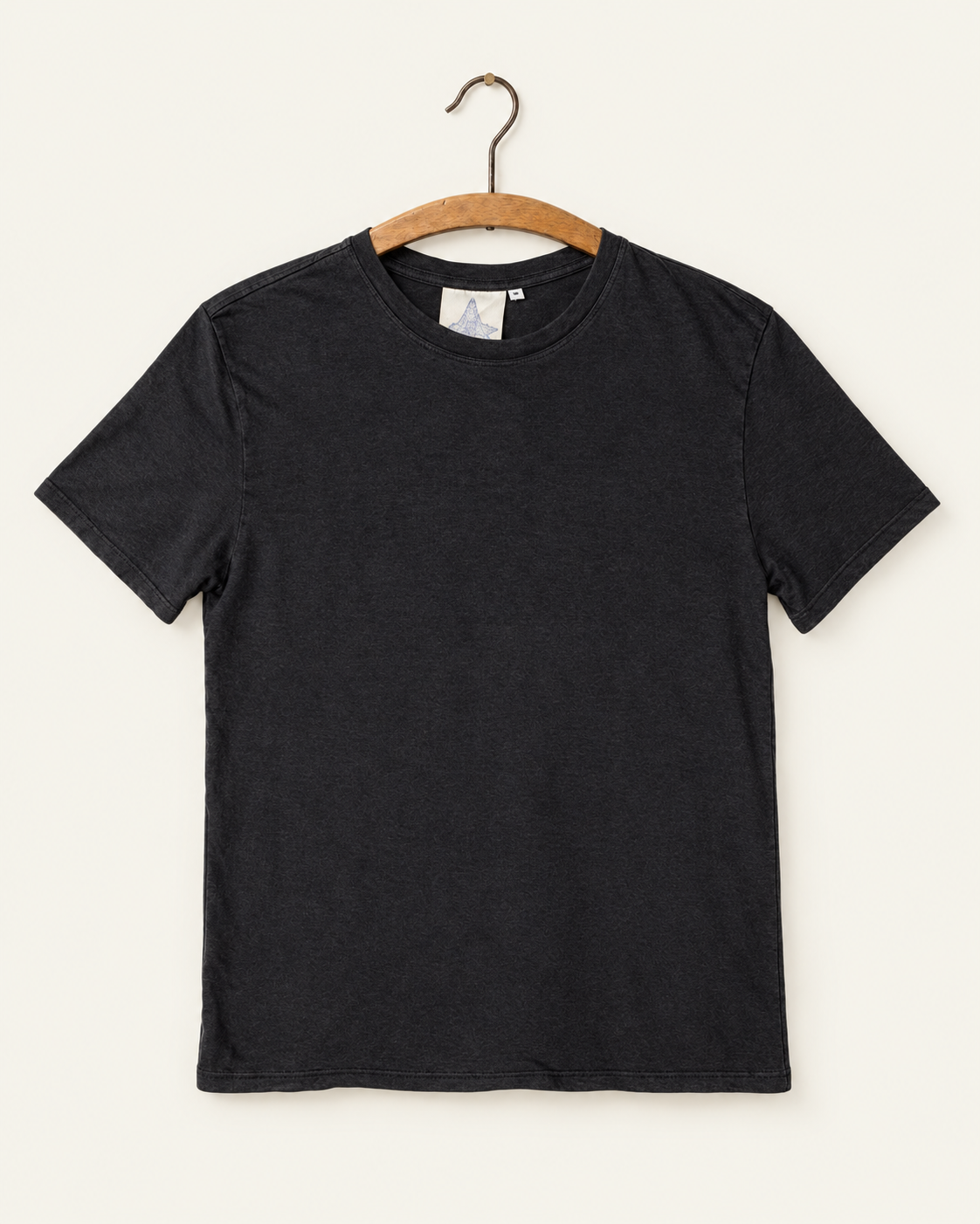 Jungmaven - T-Shirt Canyon - Noir - sur cintre