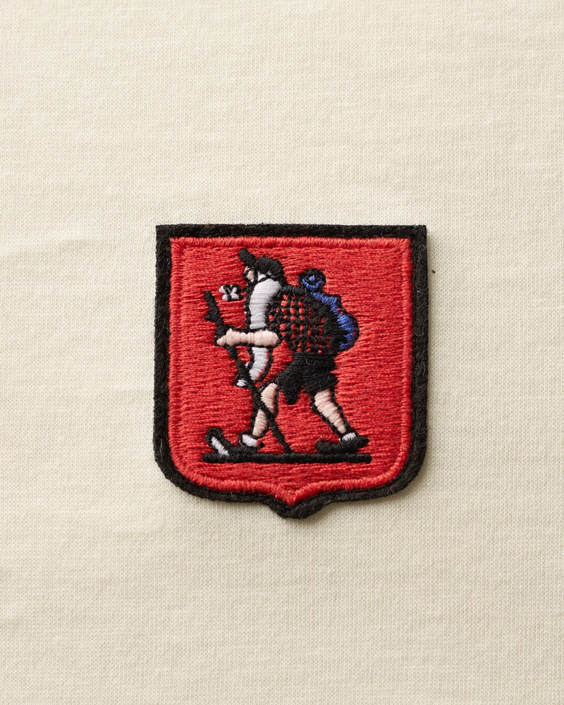 Au Vieux Campeur - Congés Payés - Polo Camping - Blanc & Rouge